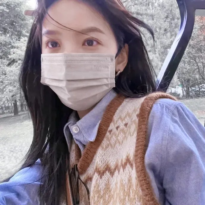 阳光照进小山村